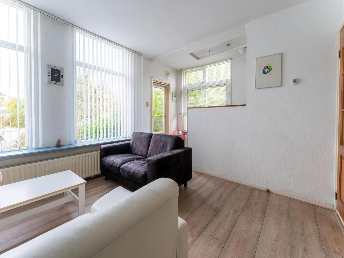 Modern Holiday Home In Heeg With Garden Kültér fotó