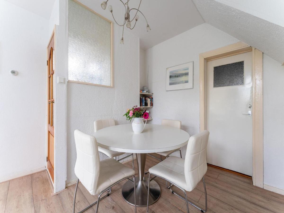 Modern Holiday Home In Heeg With Garden Kültér fotó
